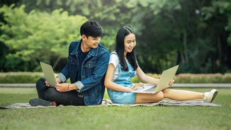 澳洲的留学在入学时怎么报到