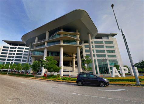 马来西亚亚太科技大学的毕业生各项素质高，认可度高