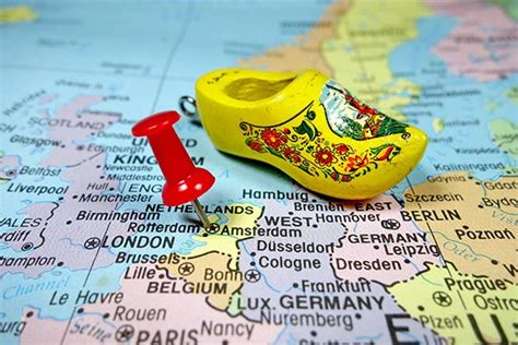 荷兰本科申请要求一览 在读生和专科生怎样申请荷兰留学