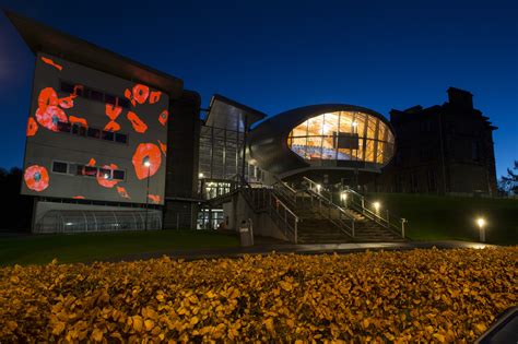 英国留学 爱丁堡龙比亚大学是目前英国最优秀的年轻大学之一