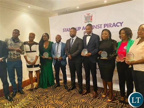 2011留学英国伦敦欧洲商学院非常注重学生实践能力培养