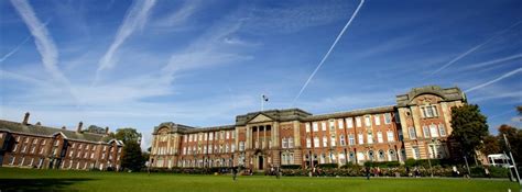 英国留学 利兹城市大学的科系及专业设置介绍