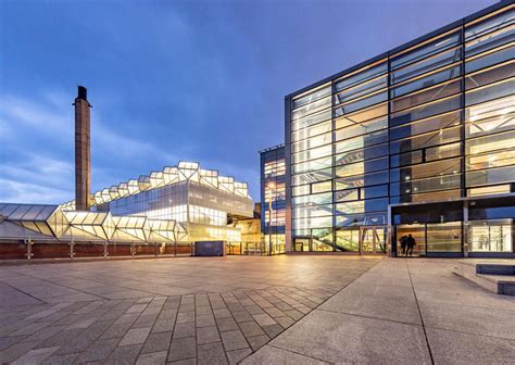 英国莱斯特大学国际学院本科预科课程方向