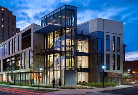 克里夫兰州立大学学院设置解析