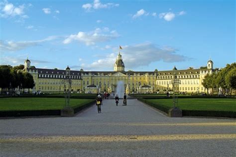 德国留学 卡尔斯鲁厄大学是德国历史上最悠久的理工科院校