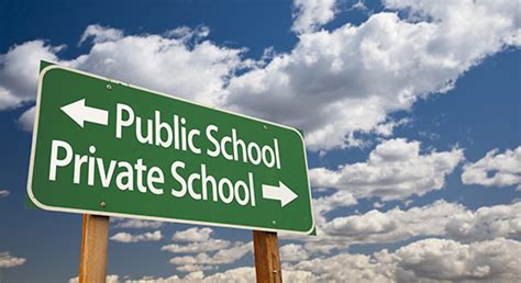 在马来西亚留学该读公立还是私立的大学