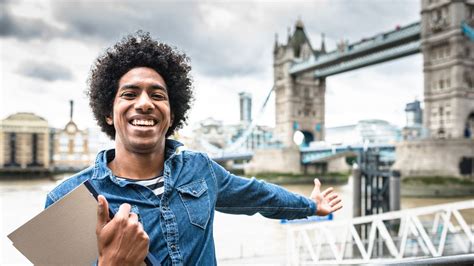 加拿大申请条件介绍 专科生怎样出国留学