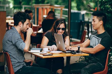 加拿大本科留学规划 高中生怎样安排留学申请