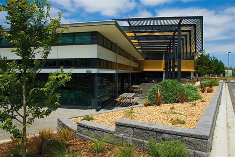 霍姆斯格兰政府理工学院是澳洲的职业技术教育学院之一