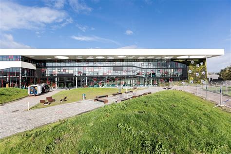 荷兰名校推荐 荷兰斯坦德大学