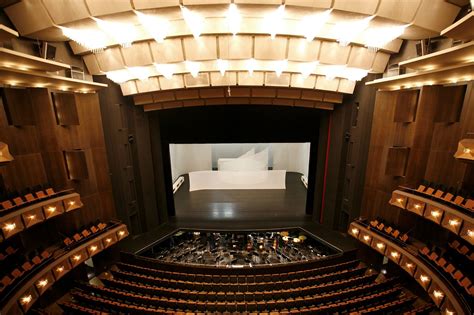 德国留学 汉诺威音乐和戏剧学院是一所着名的艺术与科学大学