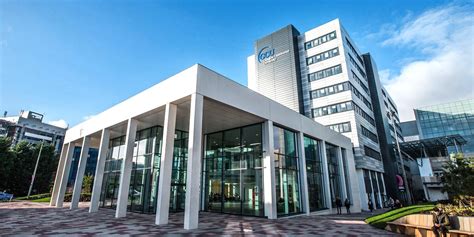 2012年英国留学格拉斯哥喀里多尼亚大学特色优势与申请条件