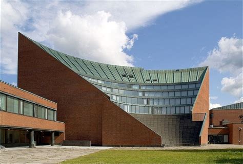 芬兰的阿尔托大学该怎样申请留学