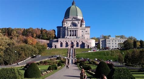 加拿大大学有几个入学时间