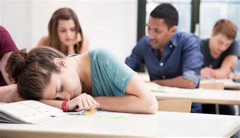 爱尔兰高中开学时间