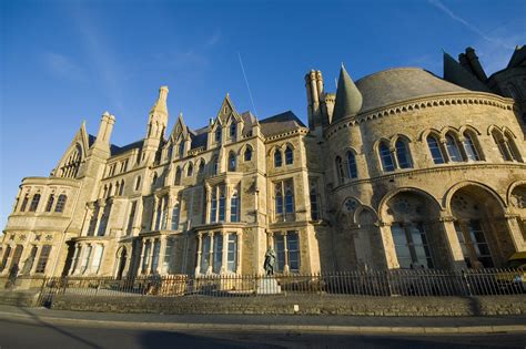 英国留学 德蒙特福德大学的基本介绍