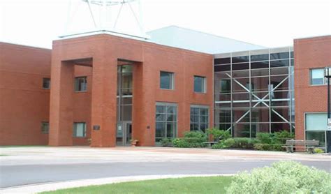 加拿大留学大西洋浸会大学简介