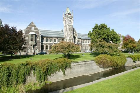 11年丹尼丁教育学院教学资源丰富