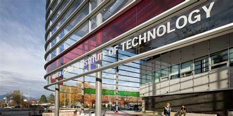 加拿大留学热门学校推荐：加拿大不列颠哥伦比亚理工学院概况