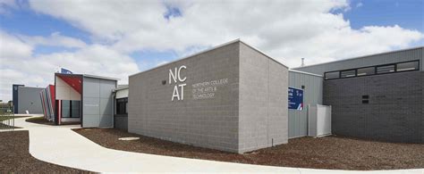 加拿大留学 北方应用艺术及技术学院是一所的社区学院