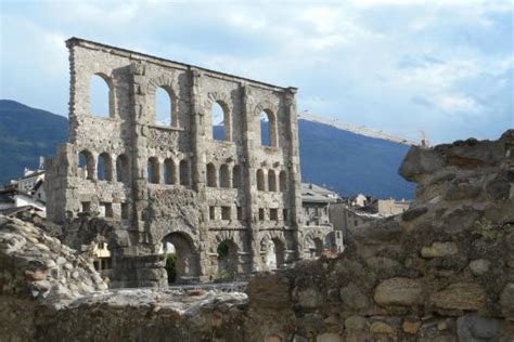 意大利奥斯塔音乐学院的专业设置