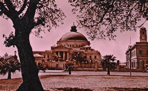 埃及留学 开罗大学专业的具体介绍