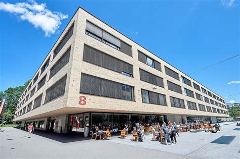 瑞士伯尔尼大学提供本科、硕士和博士层次的高等教育