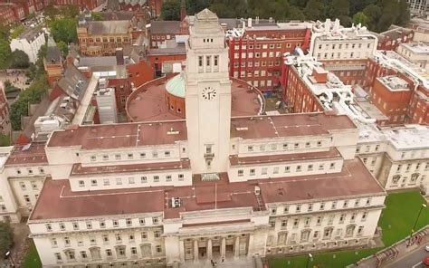 英国利兹大学录取申请要求