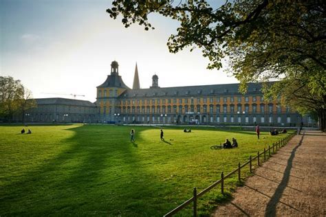 德国波恩大学是一所公立大学