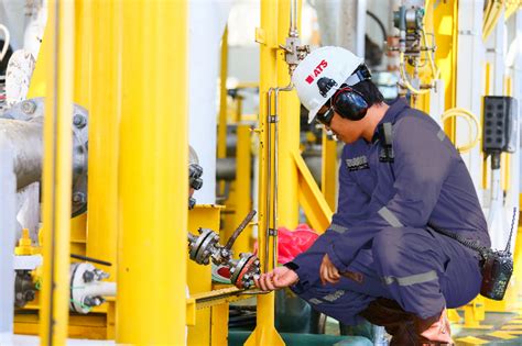 汽车运营与维修技师