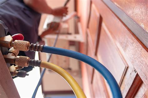 制冷设备运用与维修