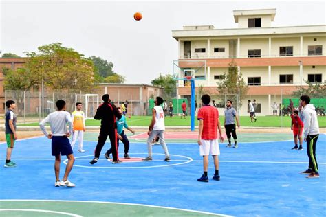 休闲体育服务与管理