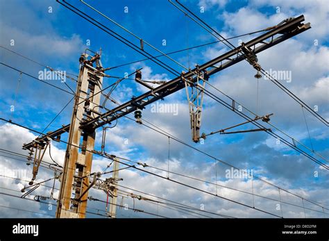 铁路轨道供电技术