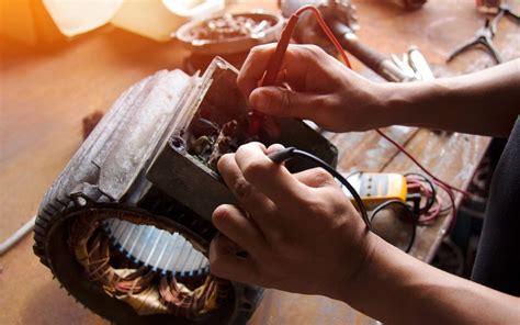 汽车运用及维修（含驾驶）