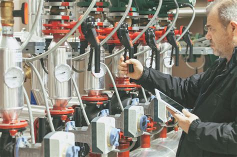 汽车运用与维修（新能源方向）