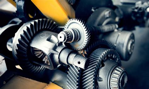 钳工(含汽车装配钳工)