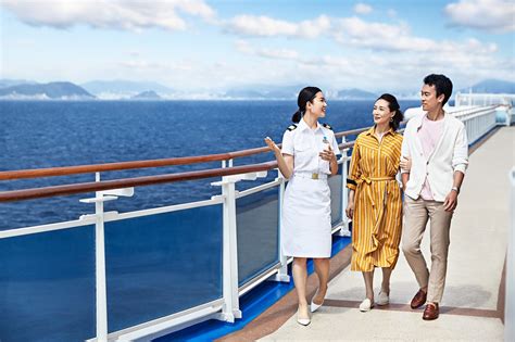 游轮乘务