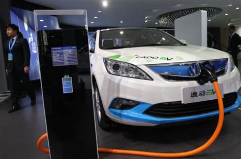 新能源汽车运用与维修