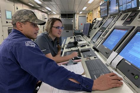 船舶与海洋工程