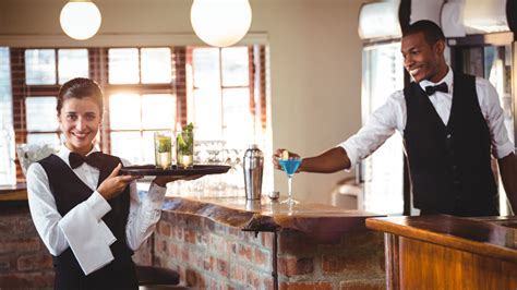 餐饮管理与服务