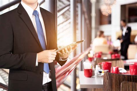 旅游与酒店管理