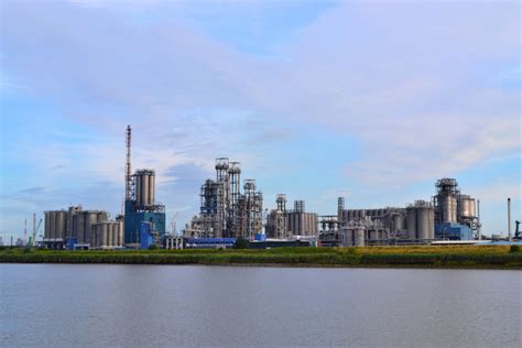 工业与民用建筑