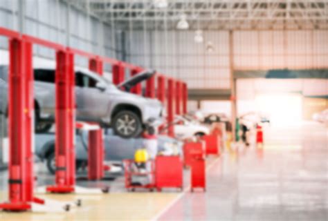 轿车维修与管理技师