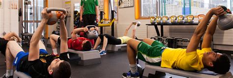 休闲体育服务与管理