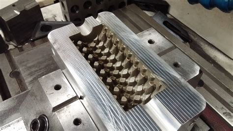 模具制作