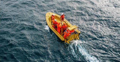 船舶与海洋工程