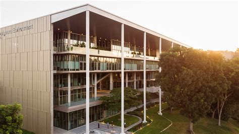 建筑环境与能源应用工程