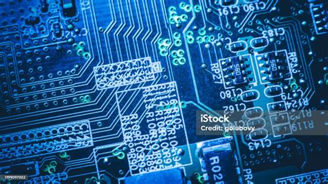 微电子科学与工程