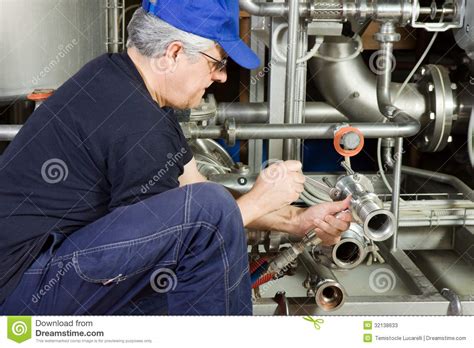 工程机械运用与维修