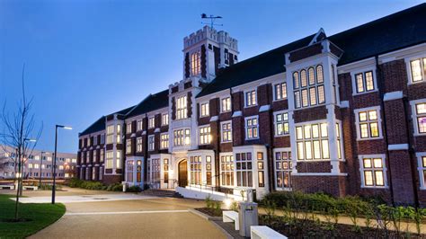 拉夫堡大学